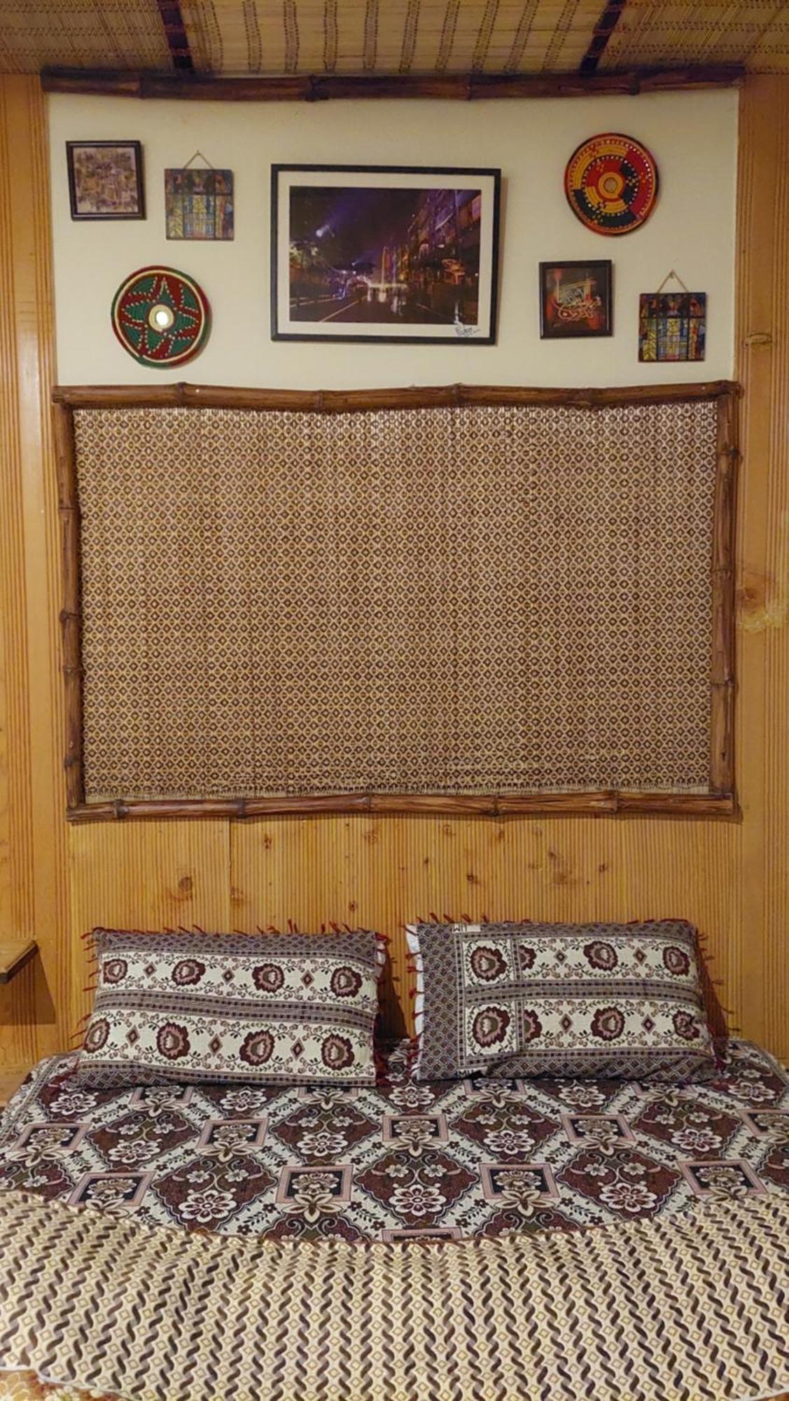 Khana Badosh Resort Kalam Bagian luar foto